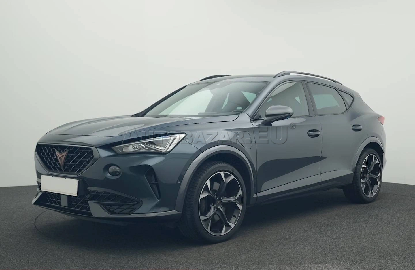 Cupra Formentor 1.4 TSI eHybrid VZ DSG, DCC, kamera, navigácia